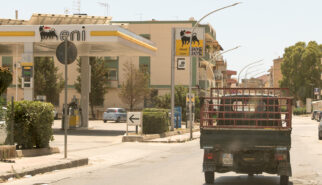 Piaggio Ape Eni Sicilia Italia Drive-by Snapshots by Sebastian Motsch