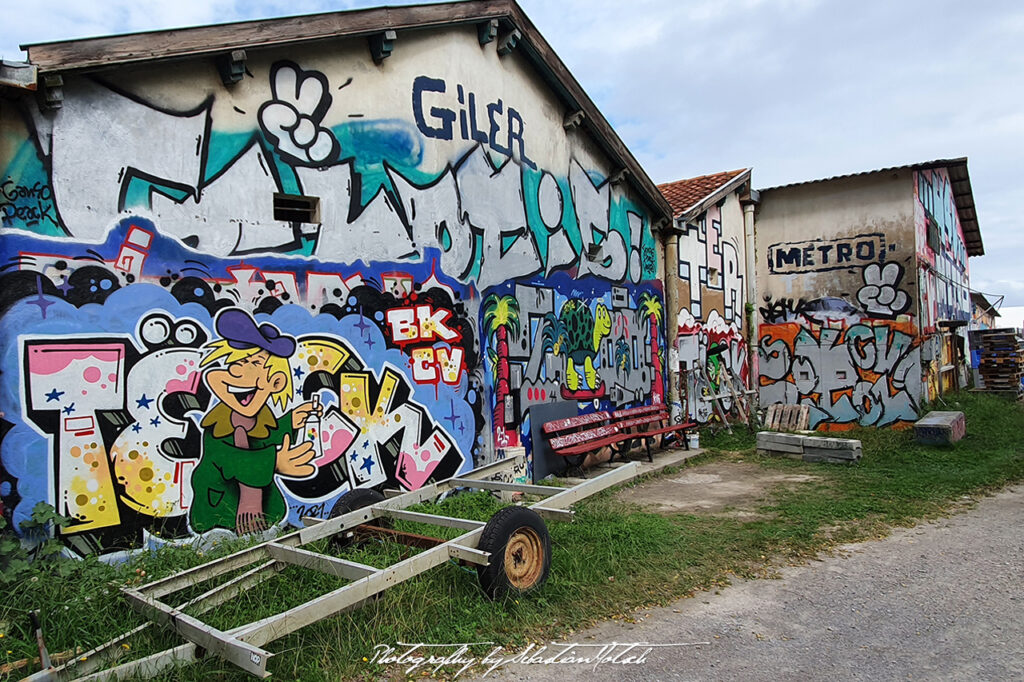 France Socoa Ciboure Graffitti Photography by Sebastian Motsch