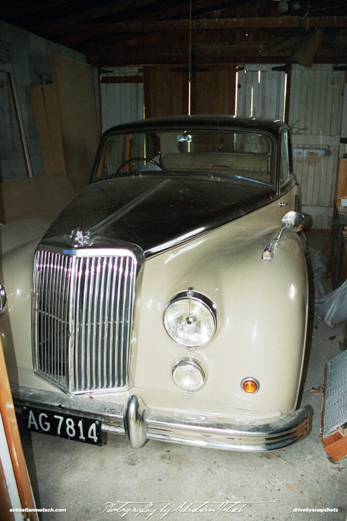 Vintage Car in New Zealand Drive-by Snapshots by Sebastian Motsch