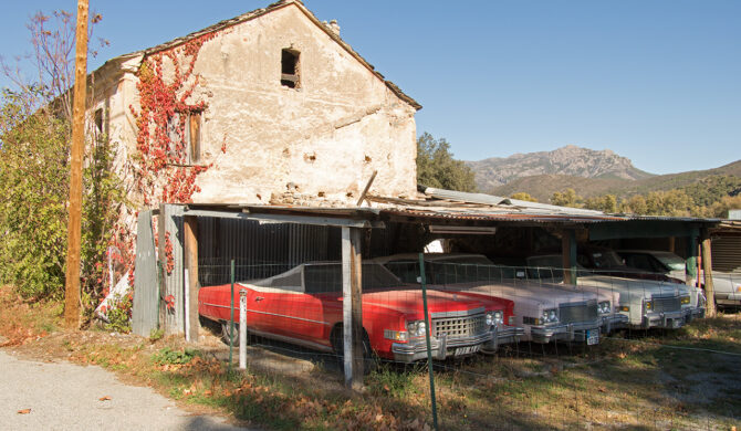 Corsica America Garage Cadillac Convertibles Photo by Sebastian Motsch