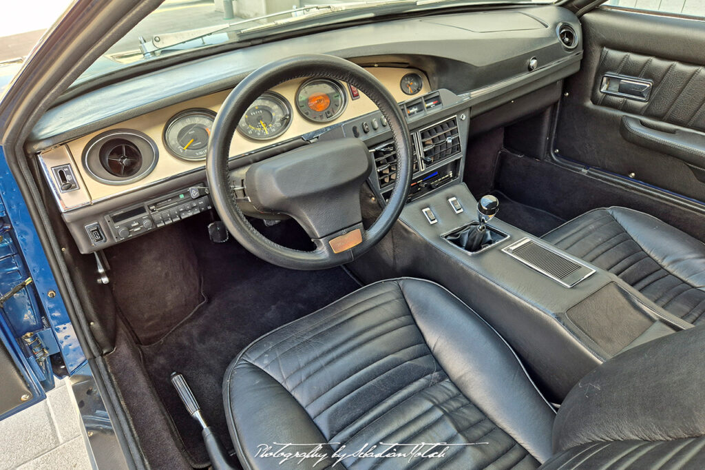 Maserati Merak Dashboard Photography by Sebastian Motsch