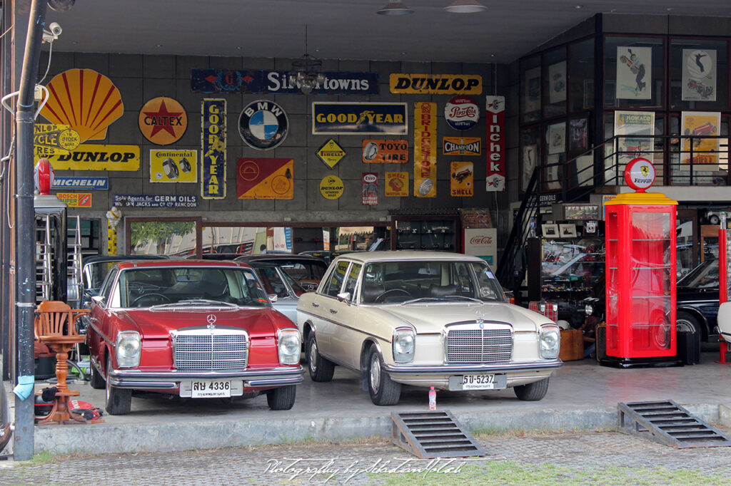 Auto Vintage Cafe Bangkok Thailand Photography by Sebastian Motsch