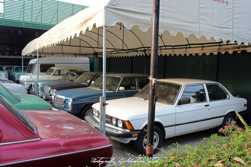 Auto Vintage Cafe Bangkok Thailand Photography by Sebastian Motsch