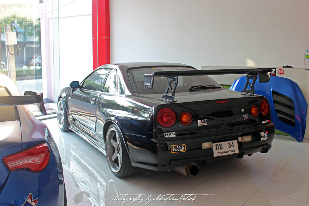 Garage 86 Bangkok Thailand Photography by Sebastian Motsch