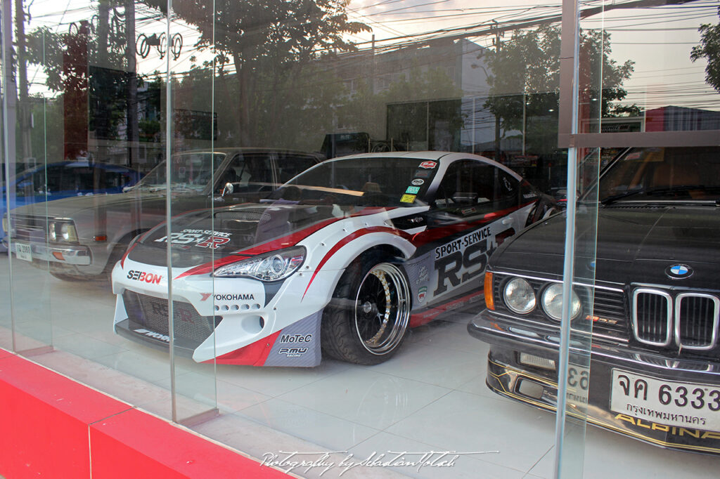 Garage 86 Bangkok Thailand Photography by Sebastian Motsch