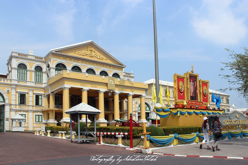 Ministry of Defense in Bangkok Thailand Photography by Sebastian Motsch