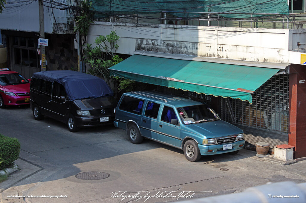 Thailand Bangkok Isuzu Drive-by Snapshots by Sebastian Motsch