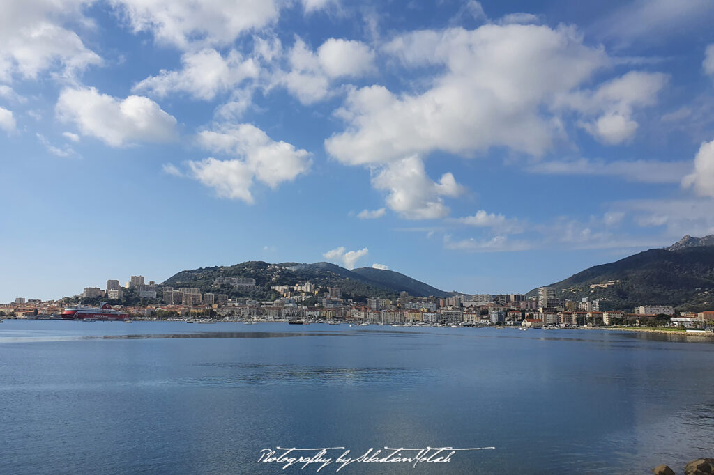 Corsica Corte to Ajaccio Train Photo by Sebastian Motsch