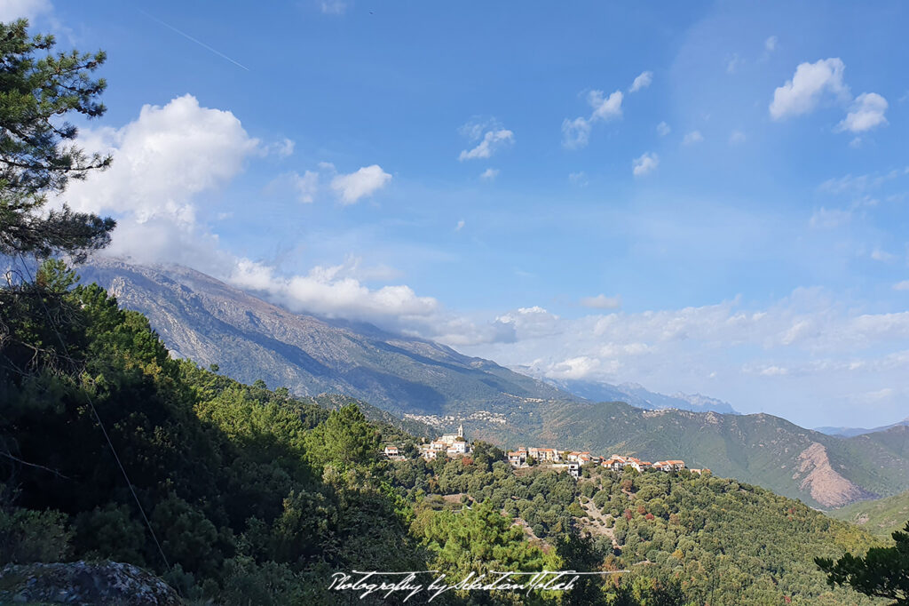 Corsica Noceta Mountain Bike Tour Photo by Sebastian Motsch