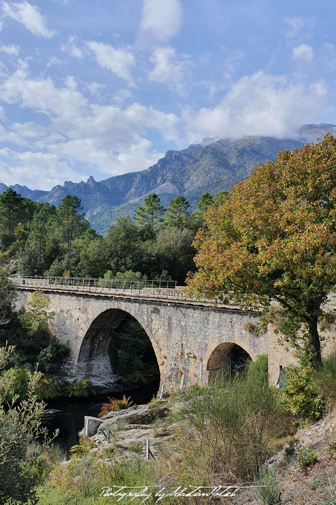 Corsica Venaco Mountain Bike Tour Bridge Photo by Sebastian Motsch