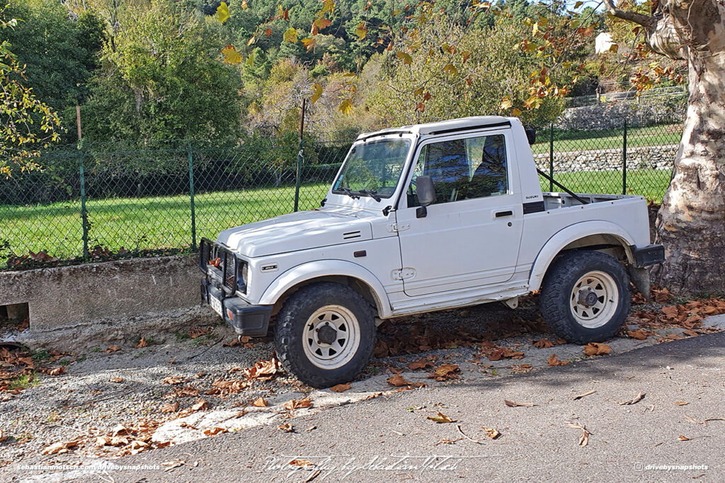 Suzuki Samurai Corsica Drive-by Snapshots by Sebastian Motsch