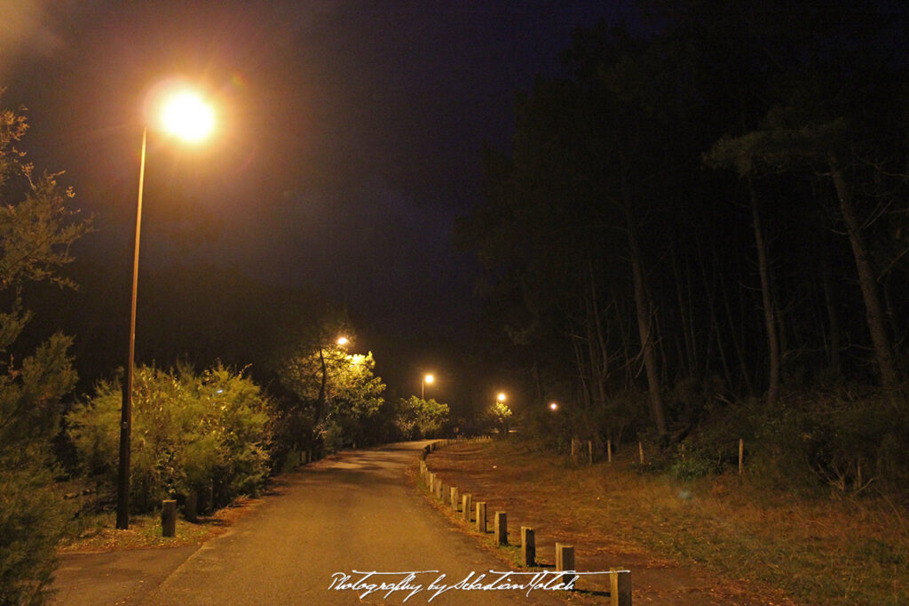 2015-09-17 Cap Homy Plage Path with Street Lights Photo by Sebastian Motsch