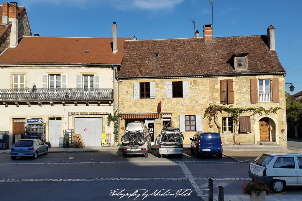 France Corgnac-sur-l'Isle Photography by Sebastian Motsch