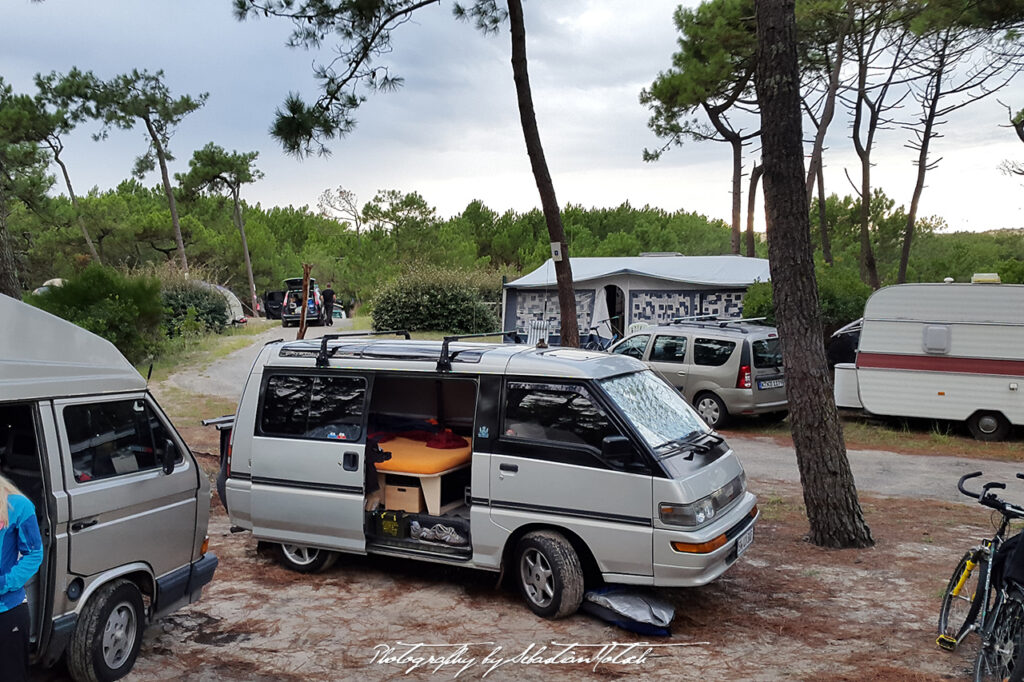 Mitsubishi L300 GLX Cap Homy Camping Photo by Sebastian Motsch