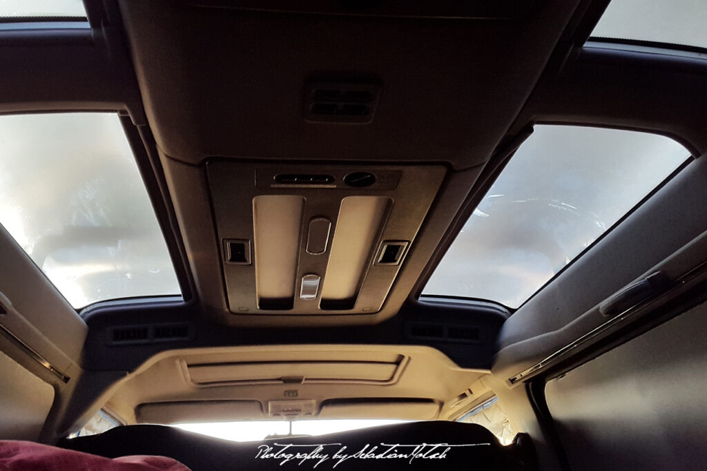 Mitsubishi L300 GLX Interior Photo by Sebastian Motsch