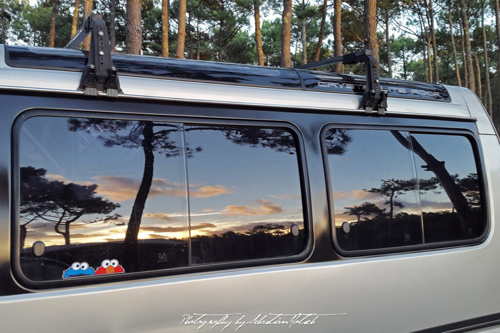 Mitsubishi L300 GLX Sunset Reflection Cap Homy Photo Sebastian Motsch
