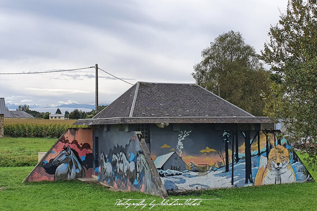 2021-09-28 France D871 Graffitti Photography by Sebastian Motsch