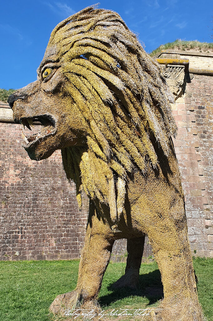 2022-04-17 France Neuf-Brisach Lion Statue Photography by Sebastian Motsch