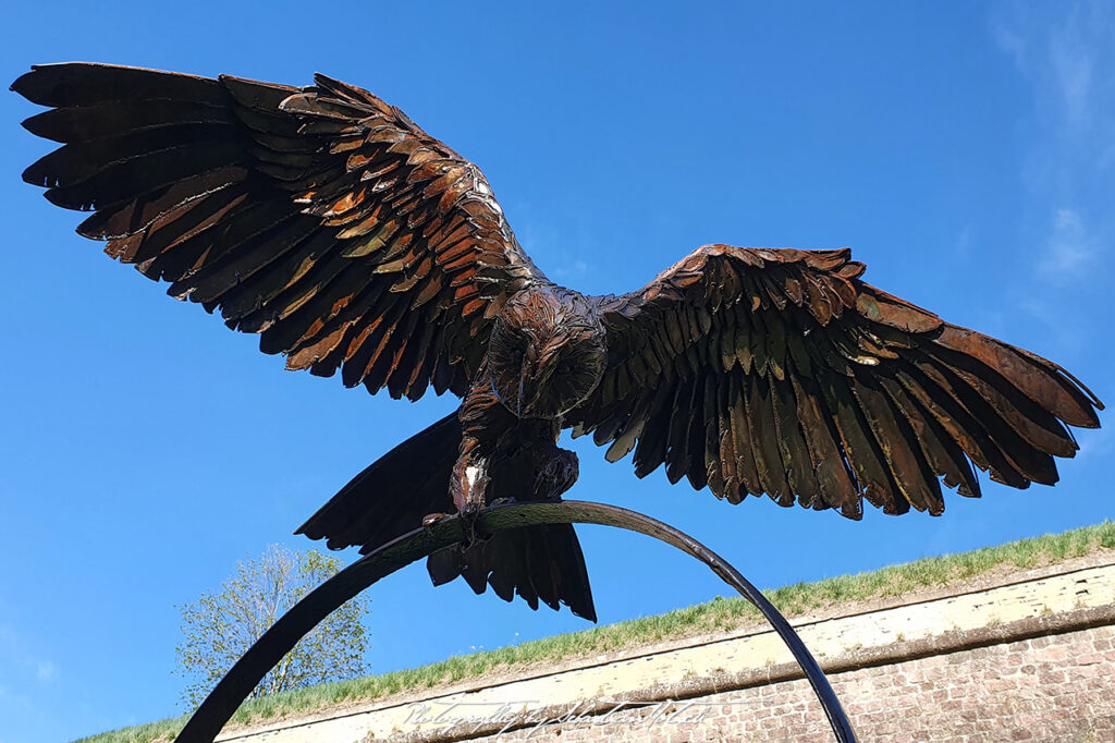 2022-04-17 France Neuf-Brisach Owl Statue Photography by Sebastian Motsch