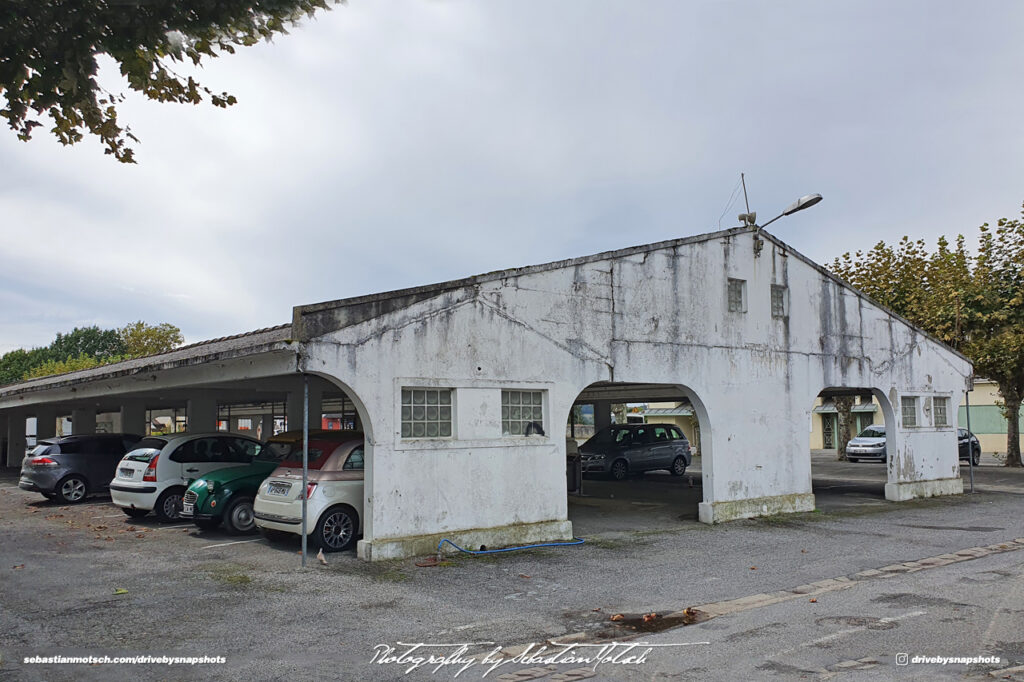 Citroen 2CV D871 France Drive-by Snapshots by Sebastian Motsch