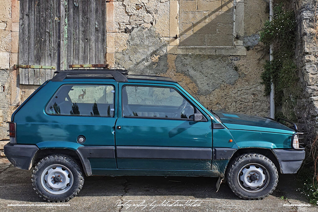 FIAT Panda 4x4 France D871 Drive-by Snapshots by Sebastian Motsch