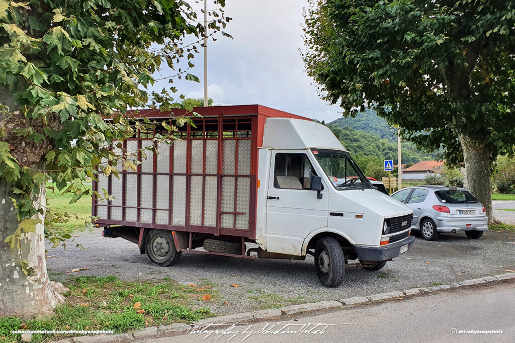 IVECO Daily St-Bertrand-les-Comminges France Drive-by Snapshots by Sebastian Motsch