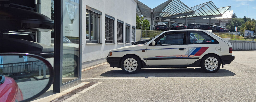 Mazda 323 4WD Drive-by Snapshots by Sebastian Motsch