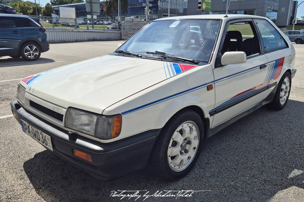 Mazda 323 4WD Drive-by Snapshots by Sebastian Motsch