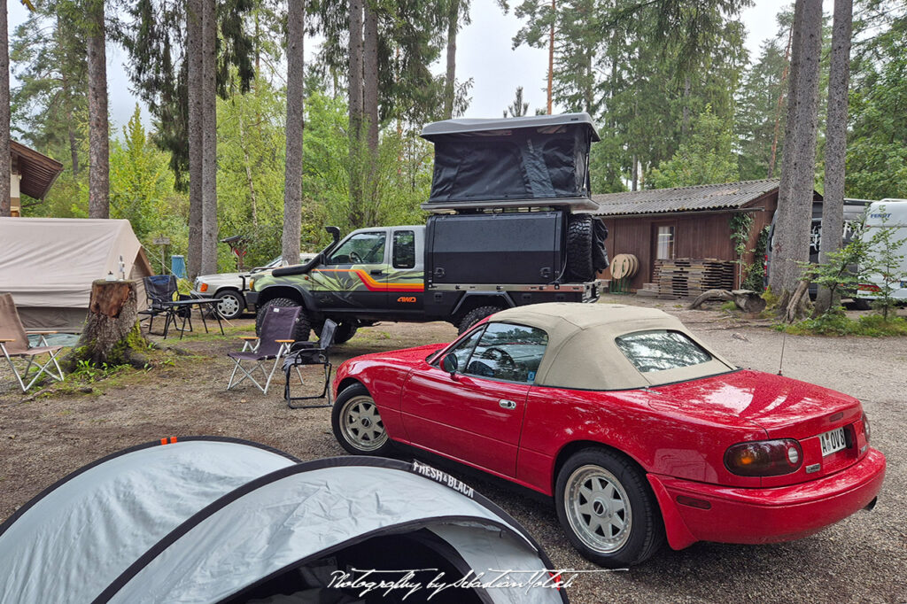 Mazda Miata NA and VW Taro 4x4 Strandcamping Anderwald Austria Photography by Sebastian Motsch