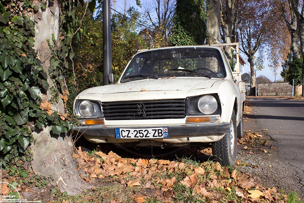 Peugeot 504 Pickup Strasbourg France Drive-by Snapshots by Sebastian Motsch