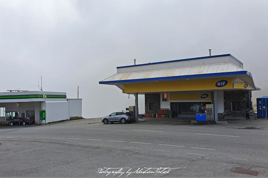 2021-09-29 Andorra Port de l Envalira Petrol Stations Photography by Sebastian Motsch
